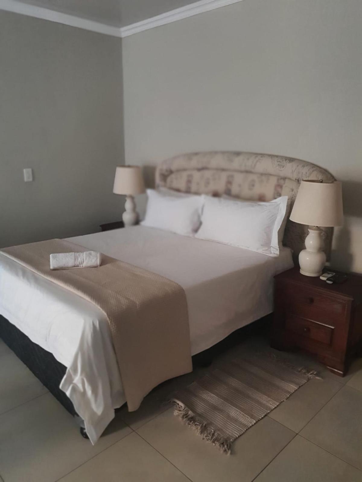 Pecan Farm Guesthouse Louis Trichardt Eksteriør bilde