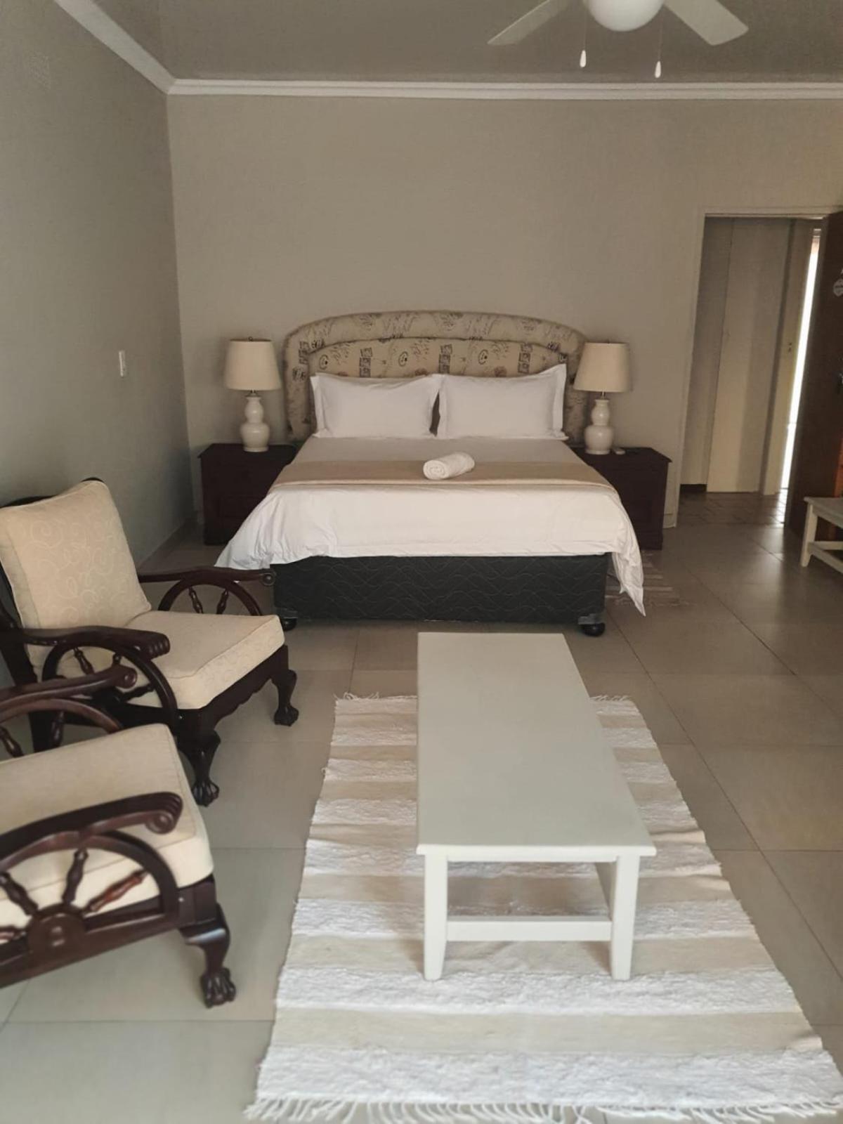 Pecan Farm Guesthouse Louis Trichardt Eksteriør bilde