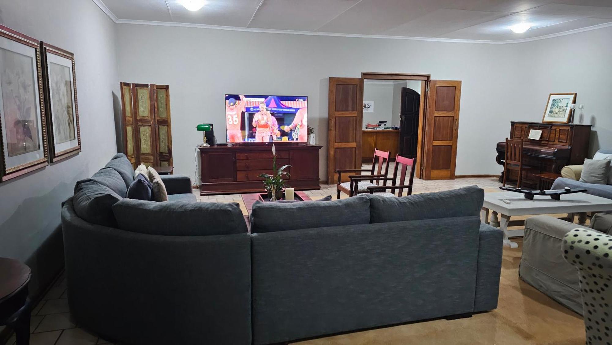 Pecan Farm Guesthouse Louis Trichardt Eksteriør bilde