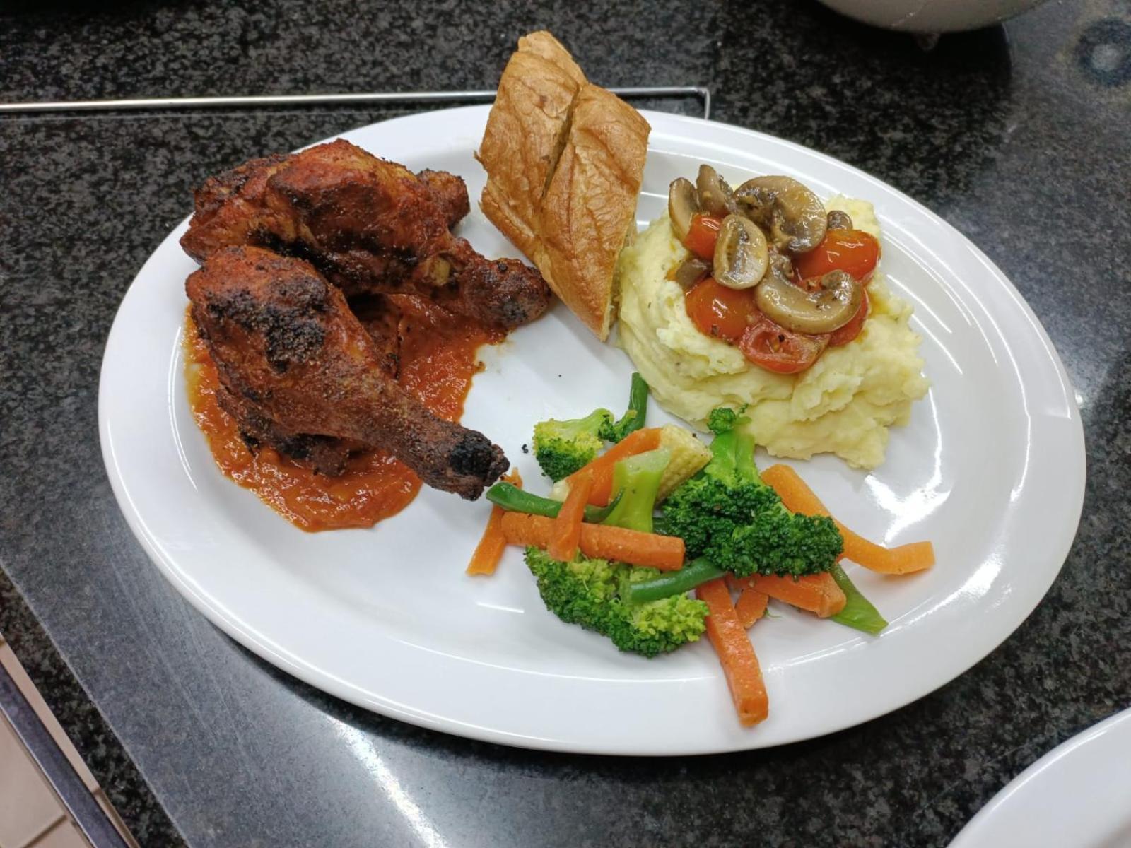 Pecan Farm Guesthouse Louis Trichardt Eksteriør bilde